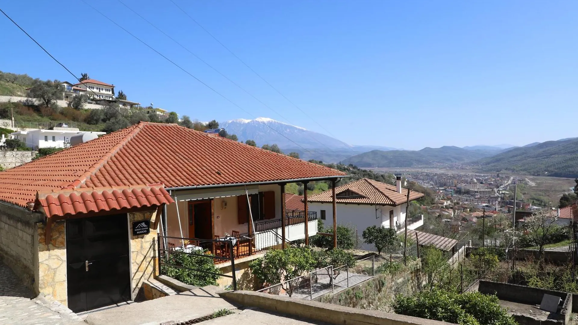 Guest House Marjo Berat